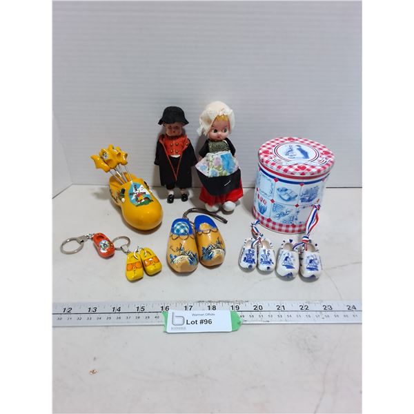 Assorted Dutch Inspired Ornaments & Keychains, Tin