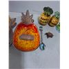 Image 3 : Hawaiian Souvenirs - Some Sealed