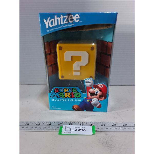 NIB Super Mario Yahtzee Dice Game