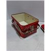 Image 3 : Vintage "Sports Themed" Metal Lunch Box
