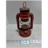 Image 1 : Vintage Chalwyn Oil Lantern from England