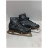 Image 2 : Vintage Leather Skates - 10" Boot