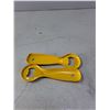 Image 4 : Super Bee Belt Keychain, Corona Bottle Openers, Mob Armor Phone Mount
