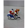 Image 3 : Bugs Bunny & Daffy Duck Shakers, Mini Mug & Housework Bucket
