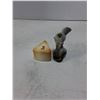 Image 2 : Porcelain Mouse & Cheese Shaker Set