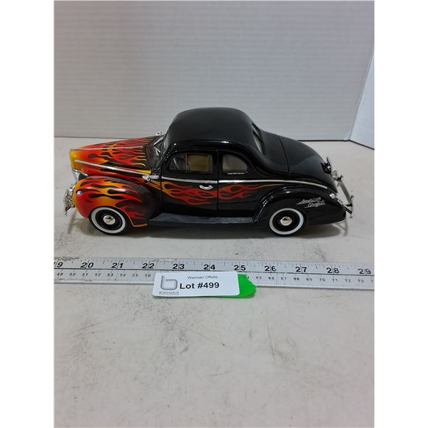 ERTL "American Graffiti" Diecast 1:18 1940 Ford Sedan