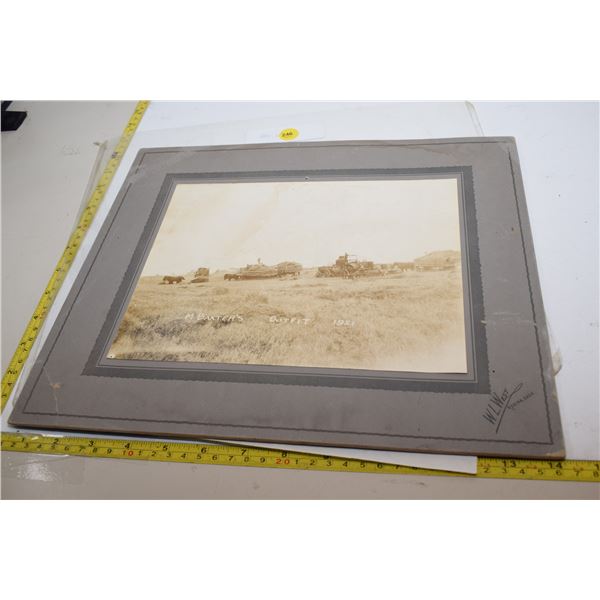 1921 Threshing Crew Photo – Pense