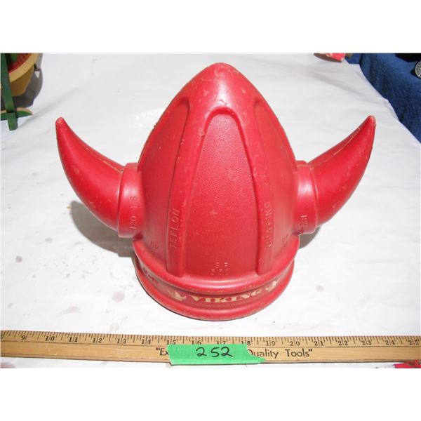 Rare Viking Pattern and Mold Company INC (Hatmold)