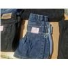 Image 4 : Lot of Assorted Jeans of Different Sizes.