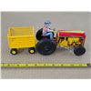 Image 1 : wind up tractor and trailer-9"L