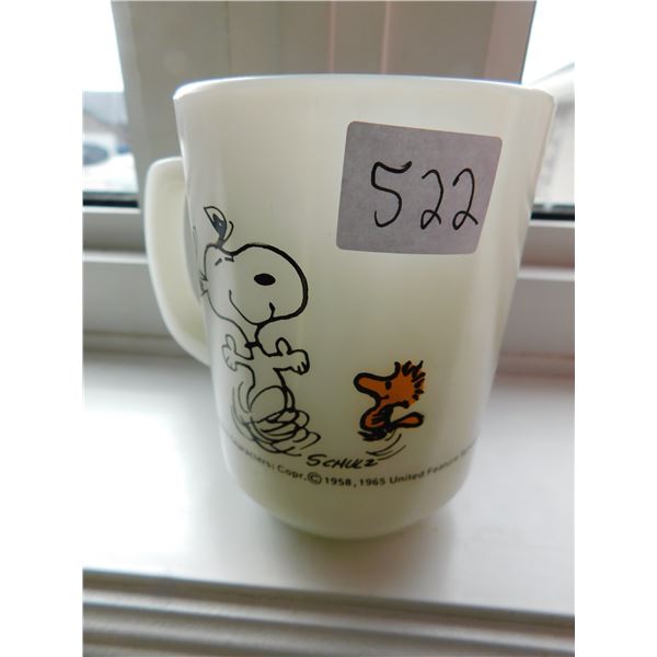 SCARCE 1965 SNOOPY FIRE KING MUG