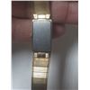 Image 3 : VINTAGE LADIES WITTNAUER QTZ WATCH, NEW BATT, RUNS