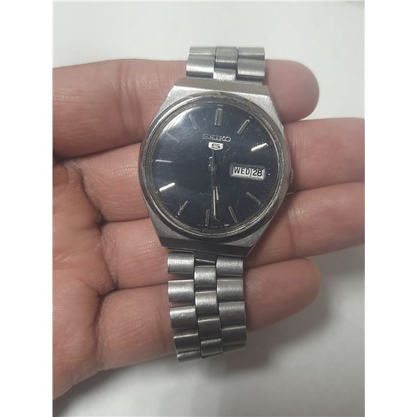 VINTAGE SEIKO 6309-8830 AUTO, DAY/DATE @ 3, RUNS