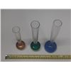 Image 2 : 3 – VINTAGE SINGLE BUD FLOWER VASES 2- LRGE 1- MED