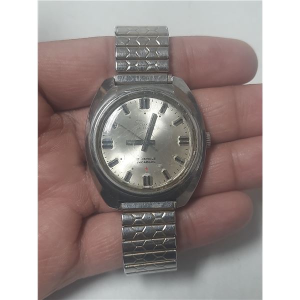 VINTAGE FELICIA DeLUXE  17 J AUTO  RUNS