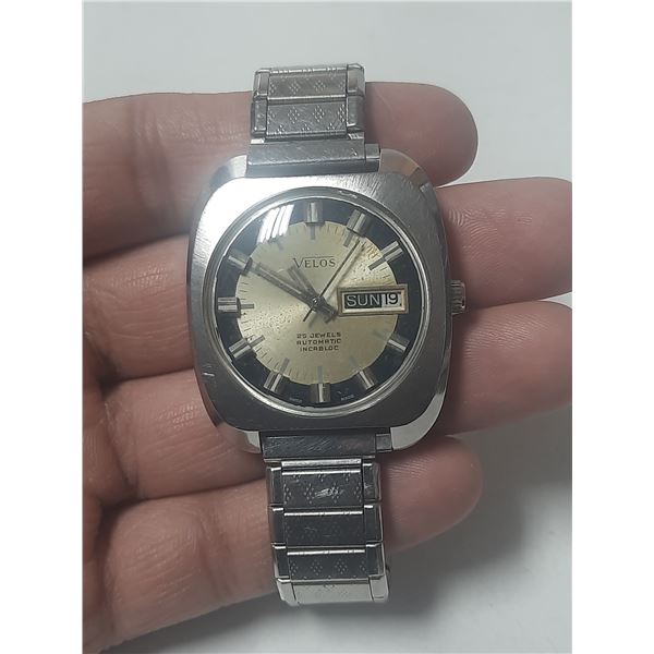 VINTAGE VELOS 25 J , AUTO, DAY/DATE @ 3,  RUNS