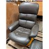 Image 4 : Cushion Brown/Greyish Wood Base Swivel Chair w/ Foot rest Stool (Chair 43x26x31")