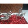 Image 5 : Silver chariot with driver and horses. The item comes in a protective case. The item is hand crafted