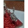 Image 6 : Silver chariot with driver and horses. The item comes in a protective case. The item is hand crafted
