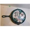 Image 4 : COUNTRY GARDEN HAND PAINTED CAST IRON FRYING PAN
