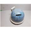 Image 3 : ALASKA IGILOO CERAMIC COINBANK