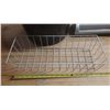 Image 2 : Collection of household items, including a large black cooking pot with a lid, a silver laminator, a