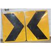 Image 2 : 2 Arrow Metal Highway Signs