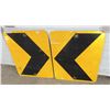 Image 3 : 2 Arrow Metal Highway Signs