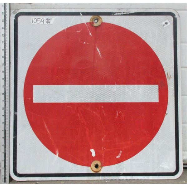 Metal Do Not Enter Highway Signs