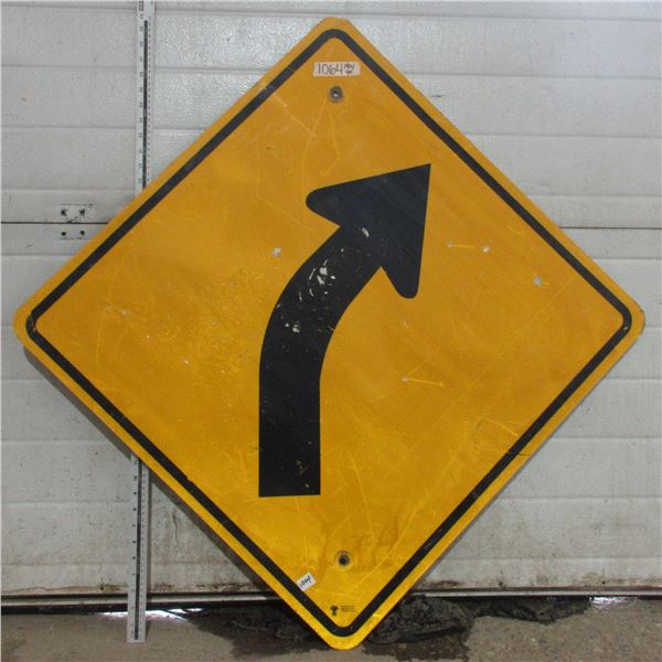 Lq. Curve Metal Highway Sign