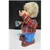 Image 6 : 2 Battery Operated Tin Toys. Bartender& Washboard bear (As Is)