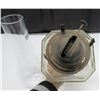 Image 5 : #2 Colonial Coal Oil Lamp with Chimney