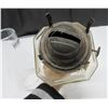 Image 6 : #2 Colonial Coal Oil Lamp with Chimney