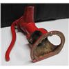 Image 12 : Cast Iron Cistern Pump