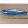 Image 3 : Vintage tin submarine- wind up tiy- 12"L