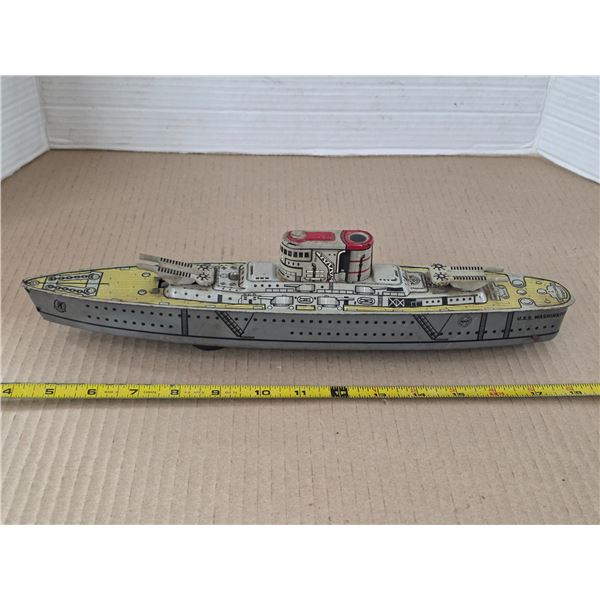 Vintage tin battle ship uss washinton-13"L