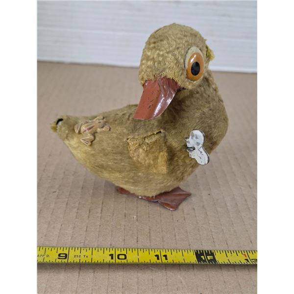 Vintage wind up toy duck- 4"L