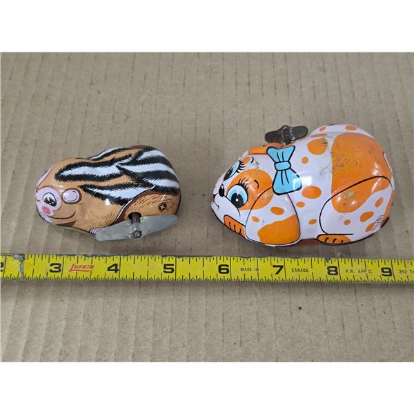Vintage wind up bunny and chipmunk tin toys