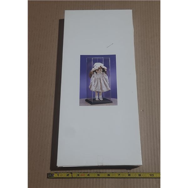 Regal 18" Doll Display Case.