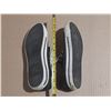 Image 3 : Air Walk Black and White Runners - Size 8.