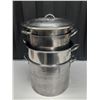 Image 7 : Lot of different sizes of pots.