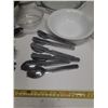 Image 3 : Lot of Kitchen Items.