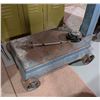 Image 4 : 1940s Canadian Fairbanks-Morse 500lb Platform Scale with Weights