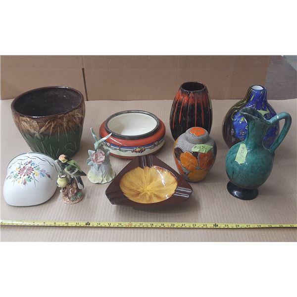 Lot of Vintage Vases, etc. [Rosevill, Blue Shafford Mountain Pottery, etc. (9)]