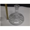 Image 3 : Vintage crystal drink set, featuring a ships decanter with a wide base and four drinking glasses ado