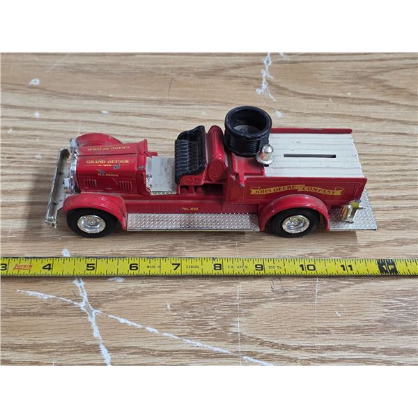 John deere 1926 toy fire truck-8"L
