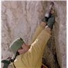 Image 2 : Cliffhanger (1993) - Gabe Walker's (Sylvester Stallone) Bolt Gun