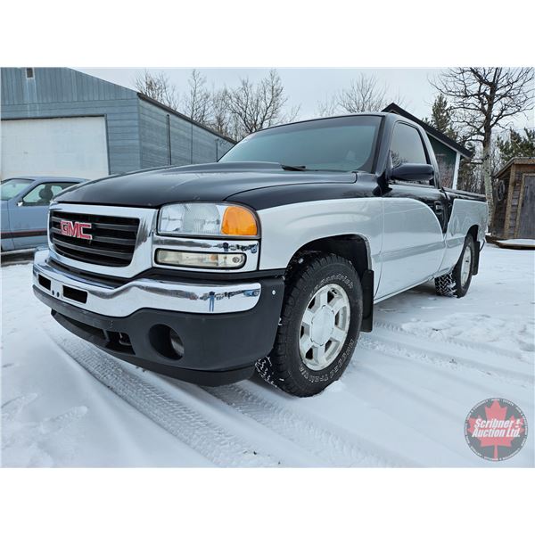 TRUCK : 2005 GMC Sierra 1500 : Reg Cab : V6 : 2WD