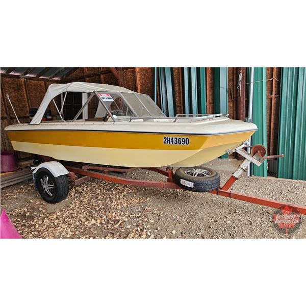 BOAT : 15ft Fiberglass Tri-Hull : Calkins Boat Trailer : 80hp Mariner Outboard