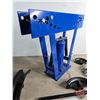 Image 6 : 12 Ton Pipe Bender (20-1/2" H)